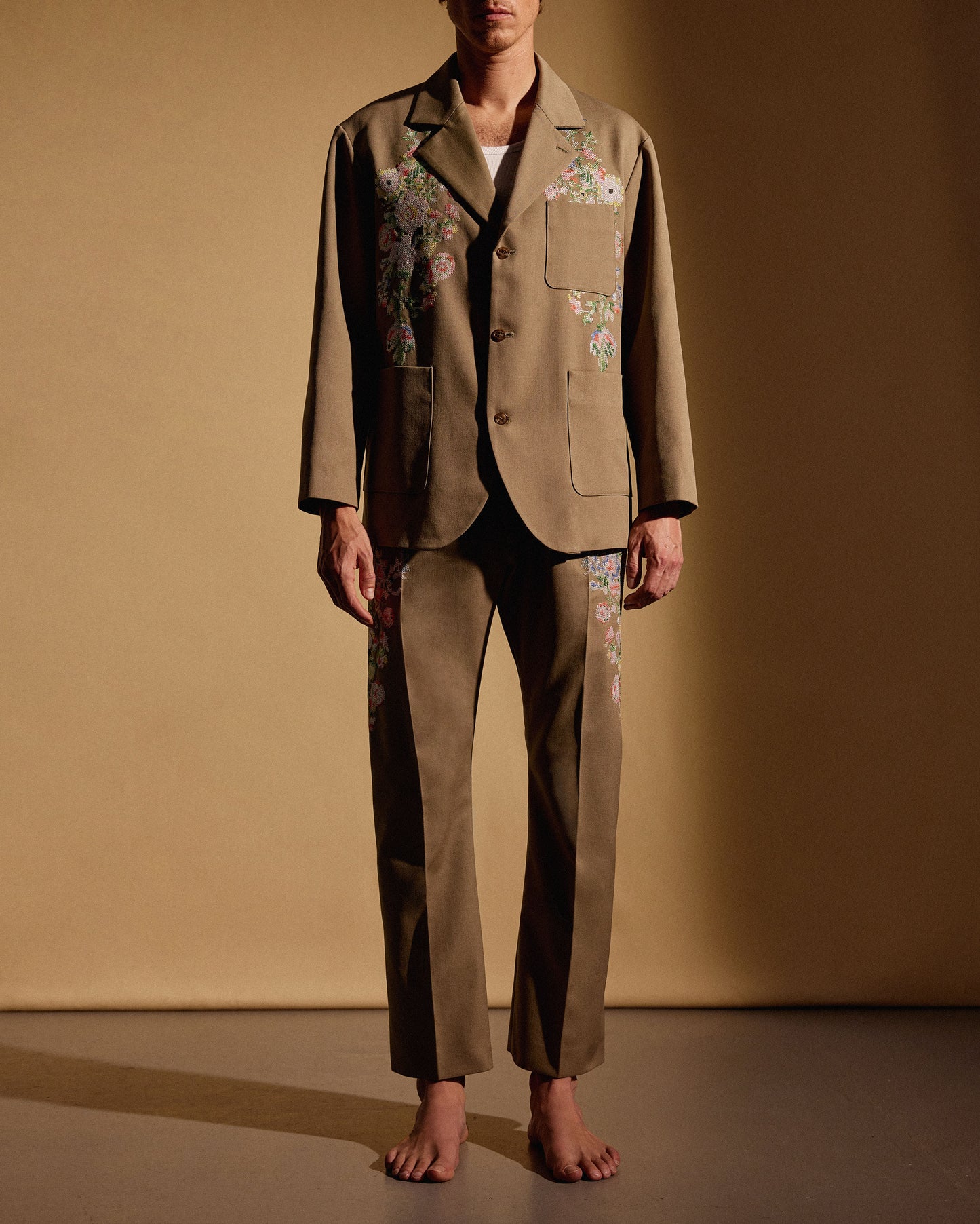 TRADITIONAL FLOWER JACKET - BEIGE
