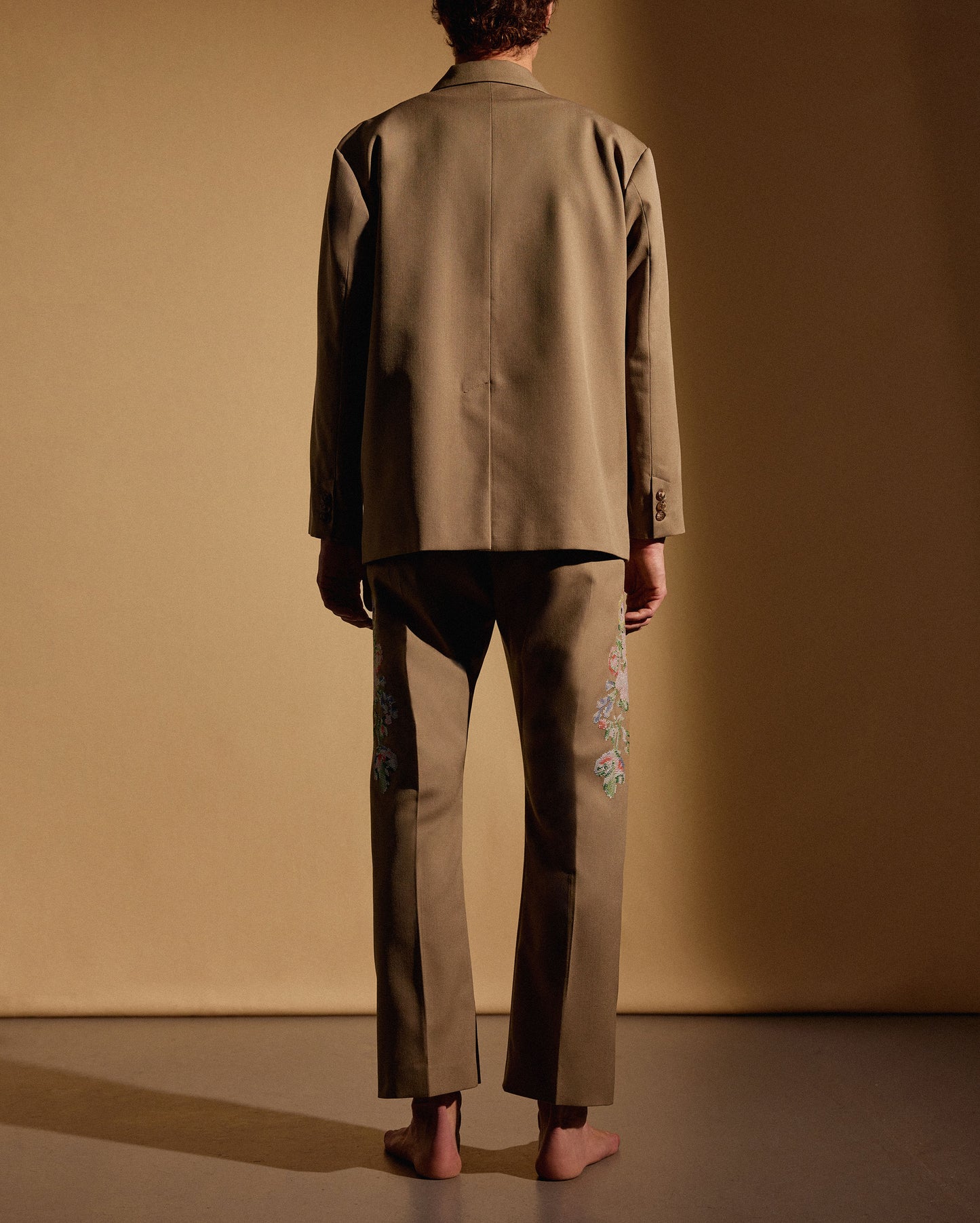 TRADITIONAL FLOWER JACKET - BEIGE
