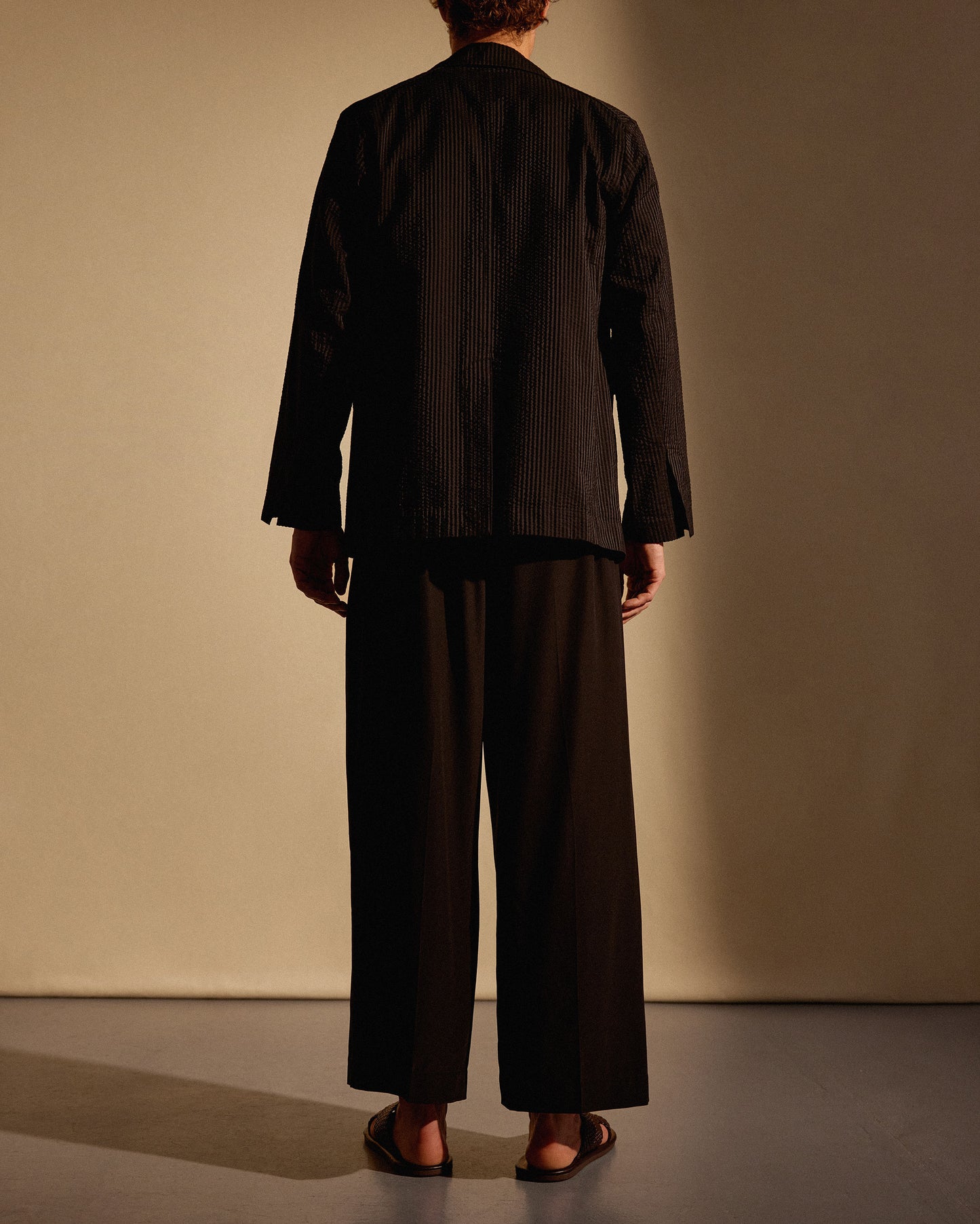 BLACK SEERSUCKER JACKET FROM POSTELEGANT