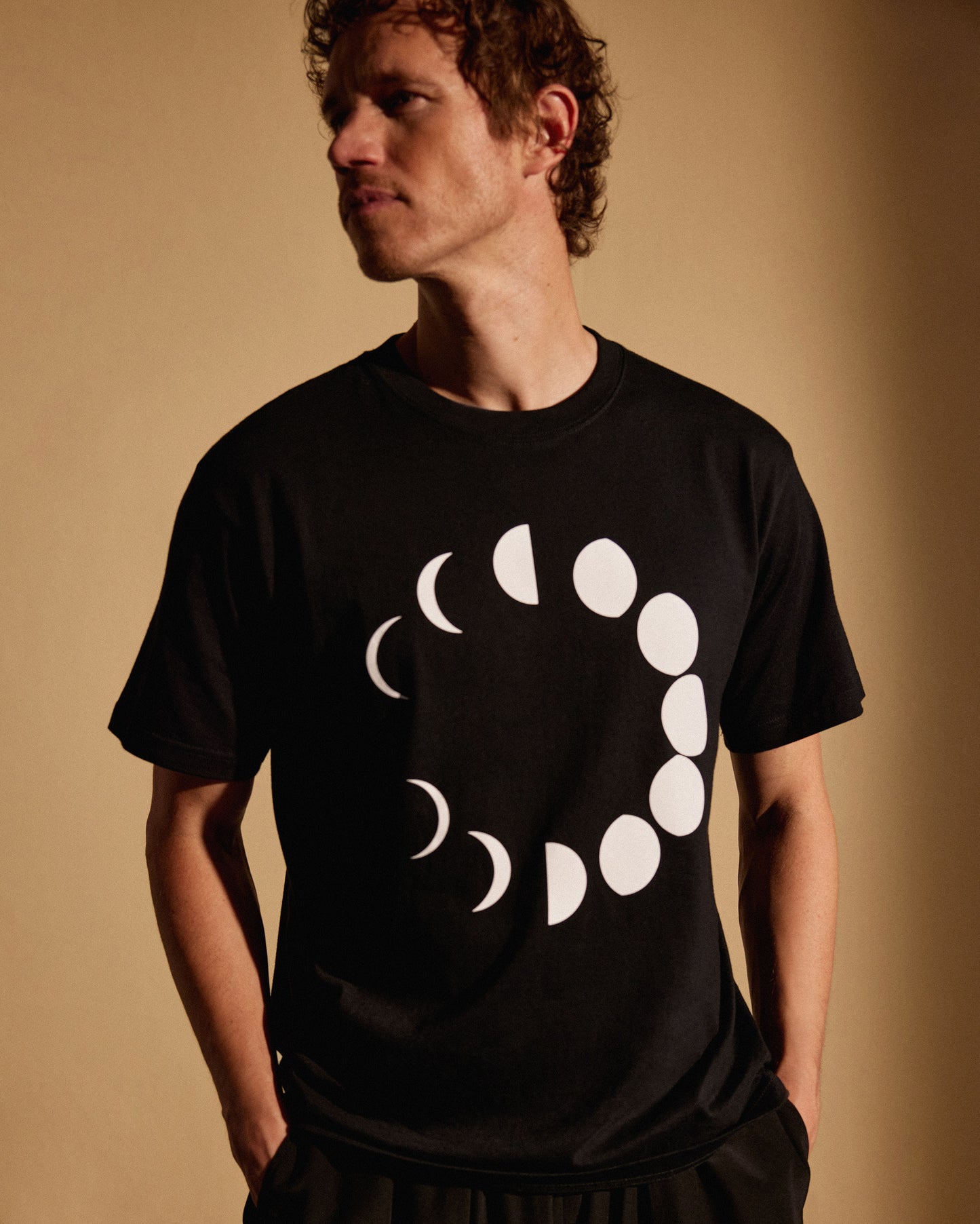 MOON T-SHIRT - BLACK