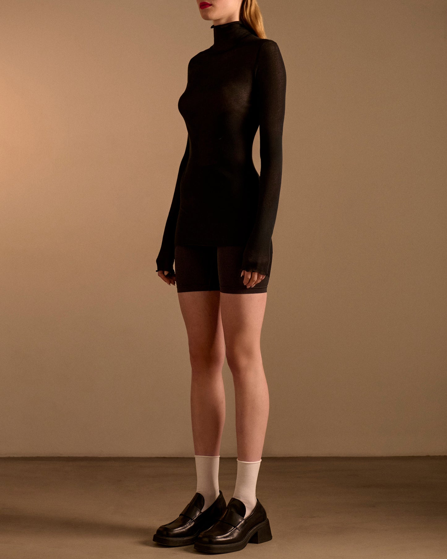 SOFT SHEER HIGH-NECK - BLACK