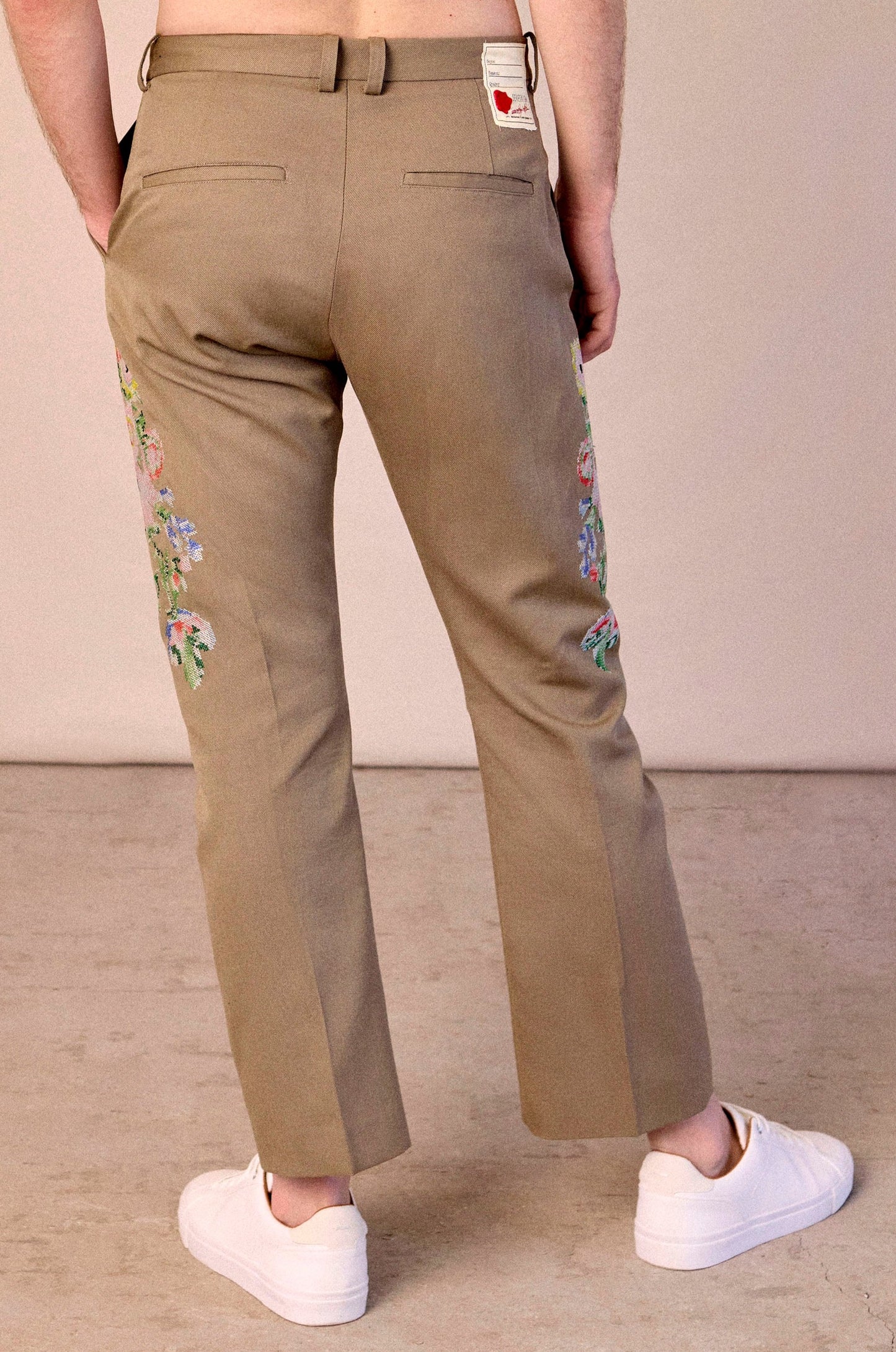 TRADITIONAL FLOWER PANTS - BEIGE