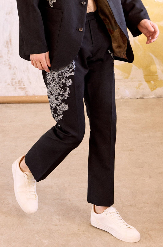 TRADITIONAL FLOWER PANTS - BLACK