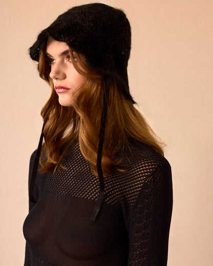 KNIT LACE HAT - BLACK - AH24